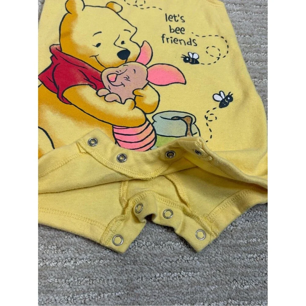 Disney Winnie the Pooh Yellow Romper Babies Newborn Size 0-3M Graphic Piglet
